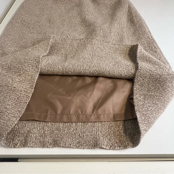 Vintage 80’sBrown Knit Sweater/ Skirt set in a Large Silver Springs - Picture 7 of 12